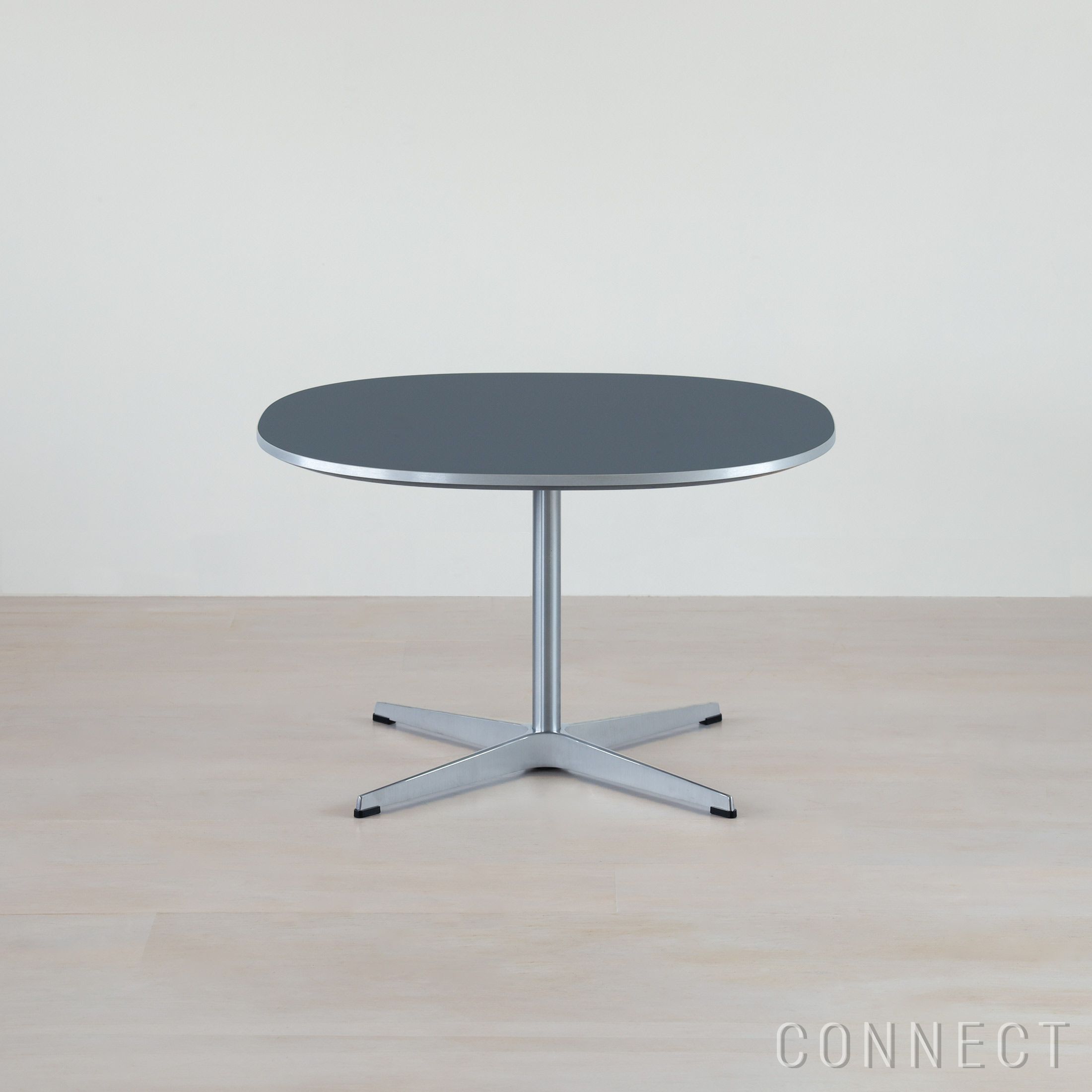 FRITZ HANSEN（フリッツ・ハンセン） / COFFEE TABLE（コーヒーテーブル）A202 / スーパー円テーブル / グレー / クローム脚