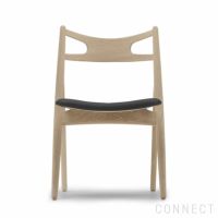 CARL HANSEN & SON （カール・ハンセン＆サン） / CH29P SAWBUCK CHAIR（ソーバックチェア） / オーク材・ホワイトオイル仕上げ / ブラックレザー（Thor 301） / ダイニングチェア