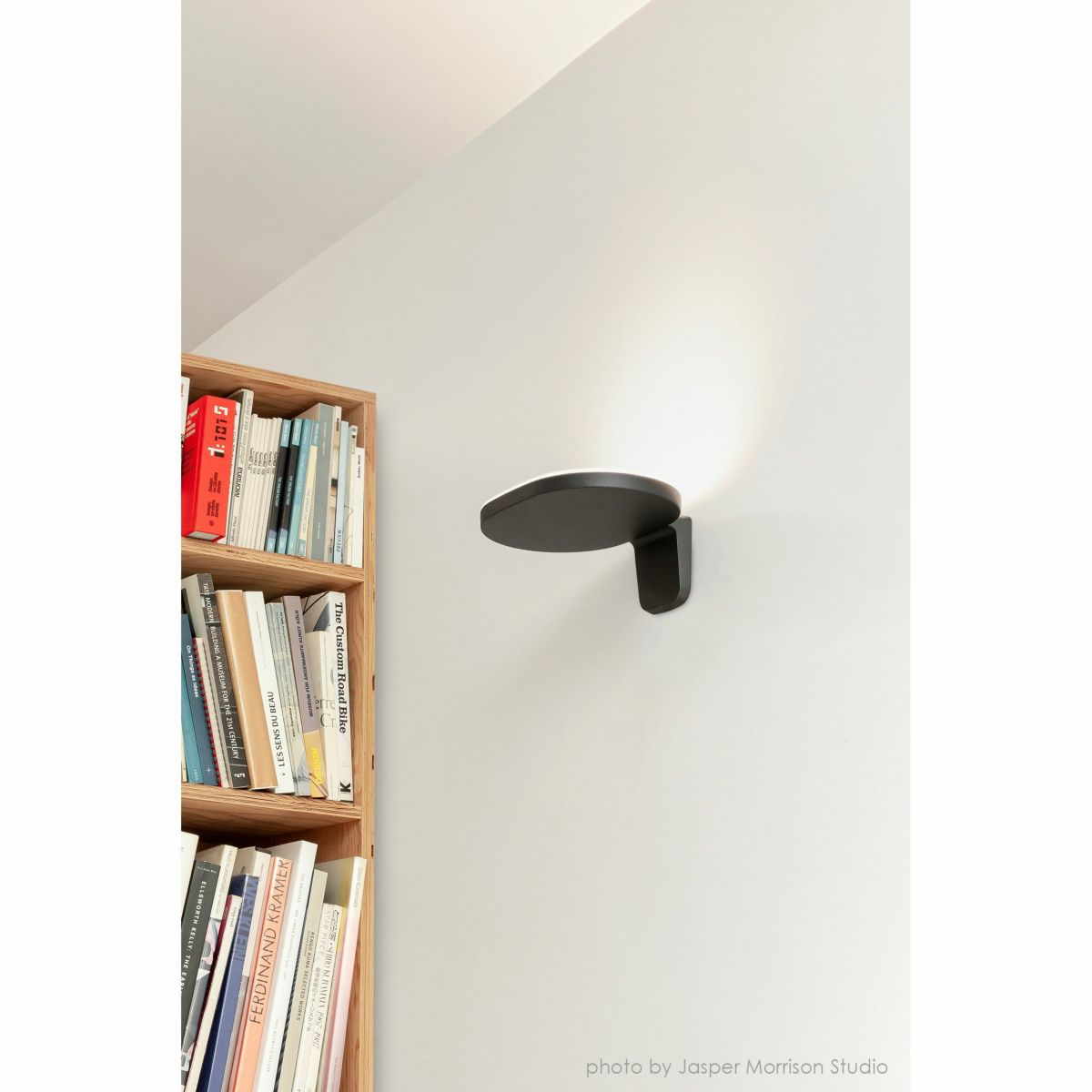  FLOS（フロス） / OPLIGHT W1（オプライト W1） / 全2色 / ウォールランプ