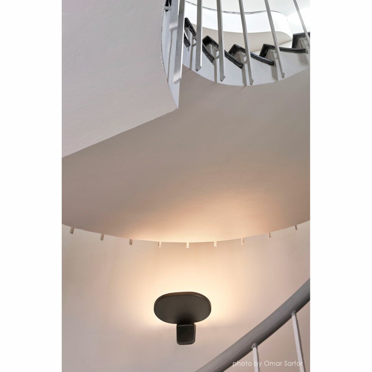  FLOS（フロス） / OPLIGHT W1（オプライト W1） / 全2色 / ウォールランプ