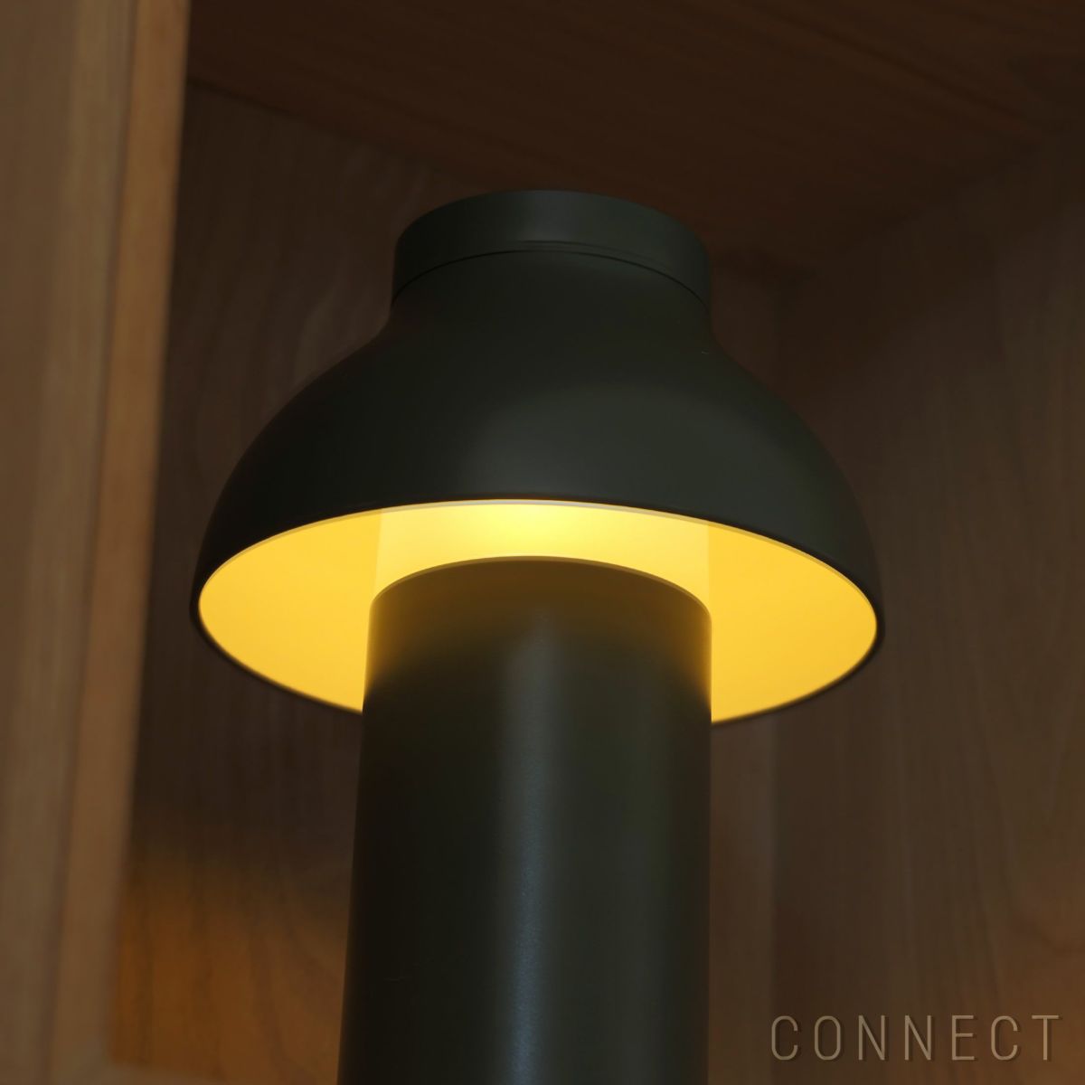 HAY（ヘイ） / PC PORTABLE（PCポータブル） / リサイクル仕様 / オリーブ / テーブルランプ