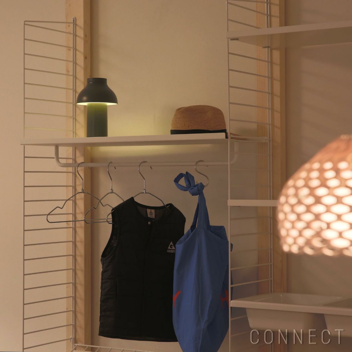 HAY（ヘイ） / PC PORTABLE（PCポータブル） / リサイクル仕様 / オリーブ / テーブルランプ