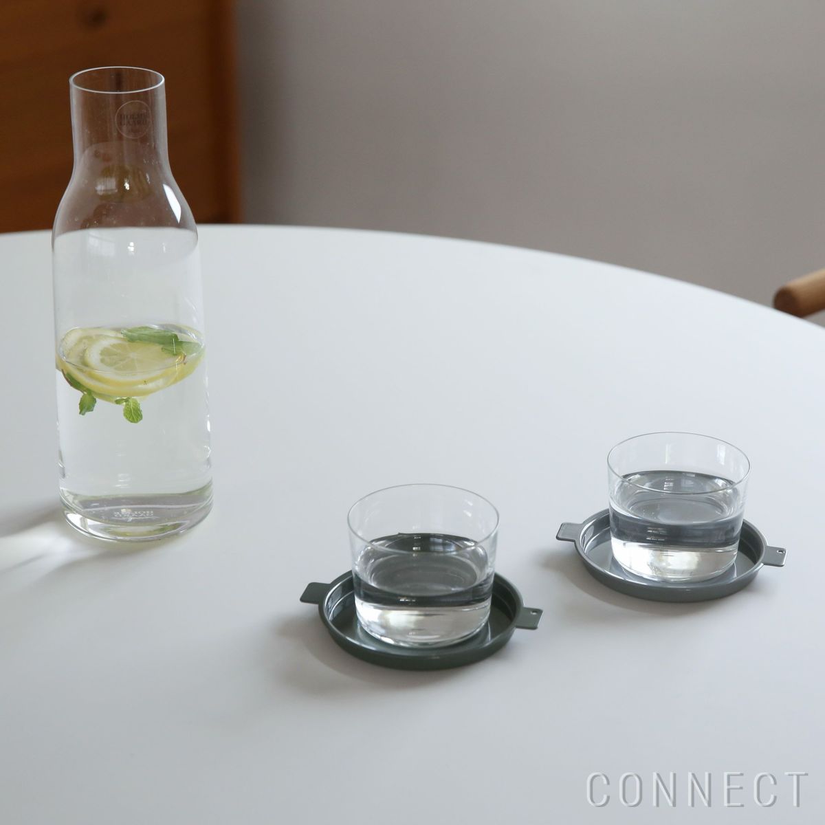 yumiko iihoshi porcelain （イイホシユミコ） / 'Colored' aluminum tray（カラード アルミニウム トレ－） / ラウンド（S）