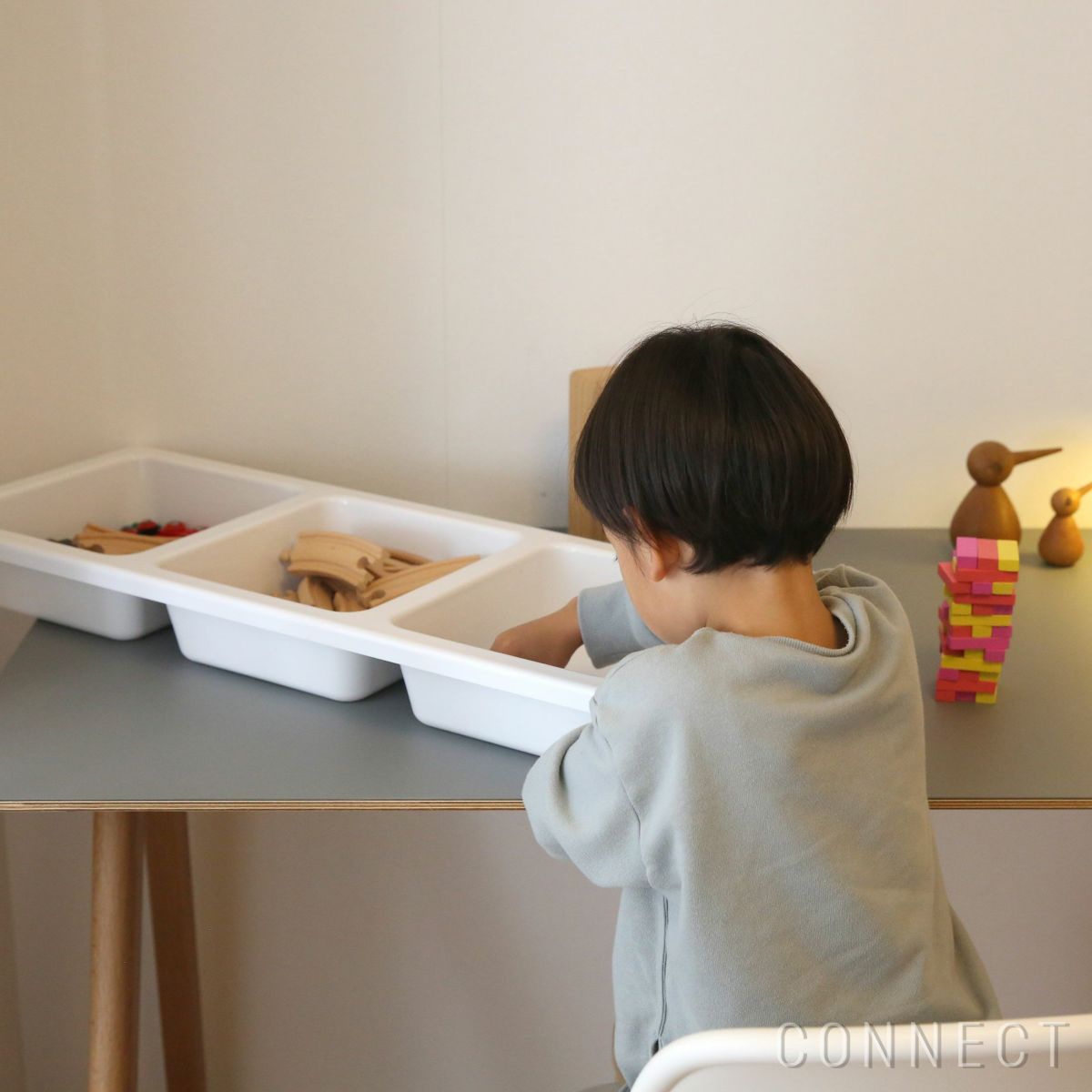 String（ストリング） / ストリング システム / チェスト＋フロアパネル / H200×W160×D30 / ホワイト / 壁面収納