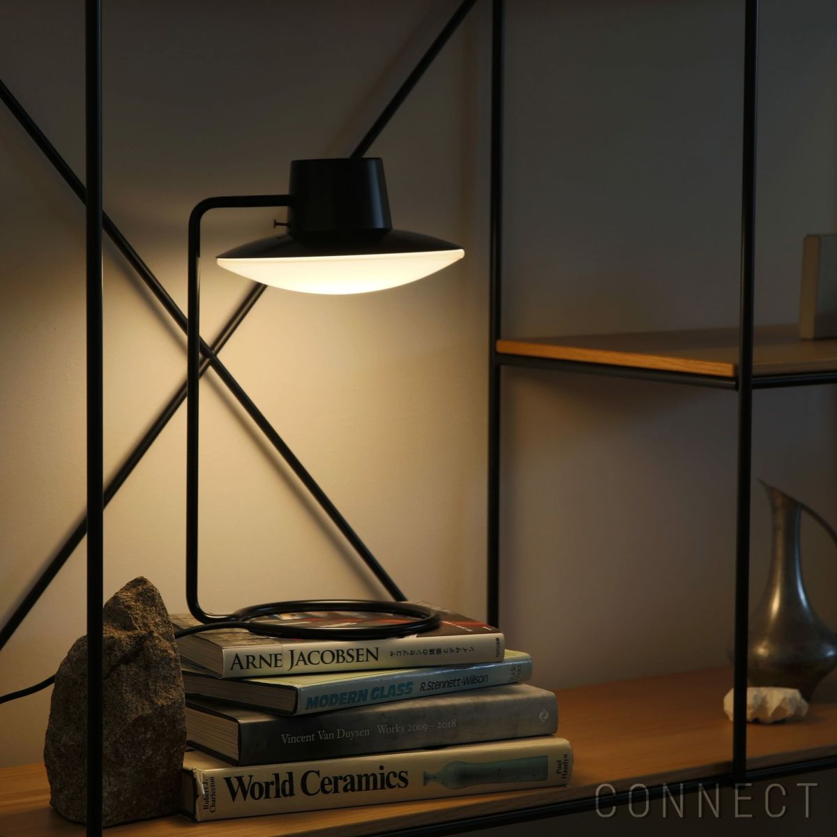 Louis Poulsen（ルイスポールセン） / AJ Oxford Table Lamp（オックスフォード テーブルランプ） / メタルシェードタイプ / H410mm