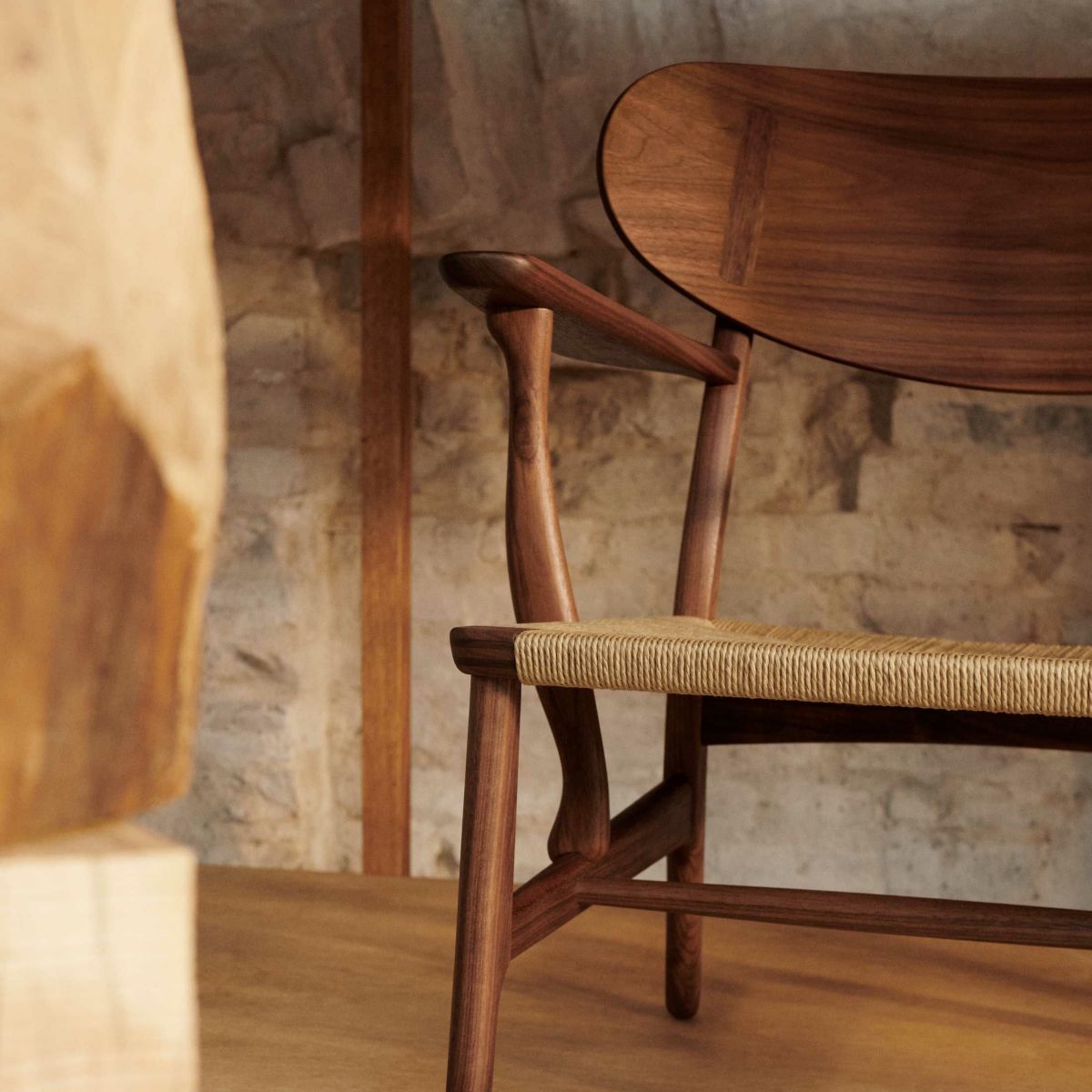 CARL HANSEN & SON（カール・ハンセン＆サン） / CH22 / ウォルナット材・オイル仕上げ / ラウンジチェア