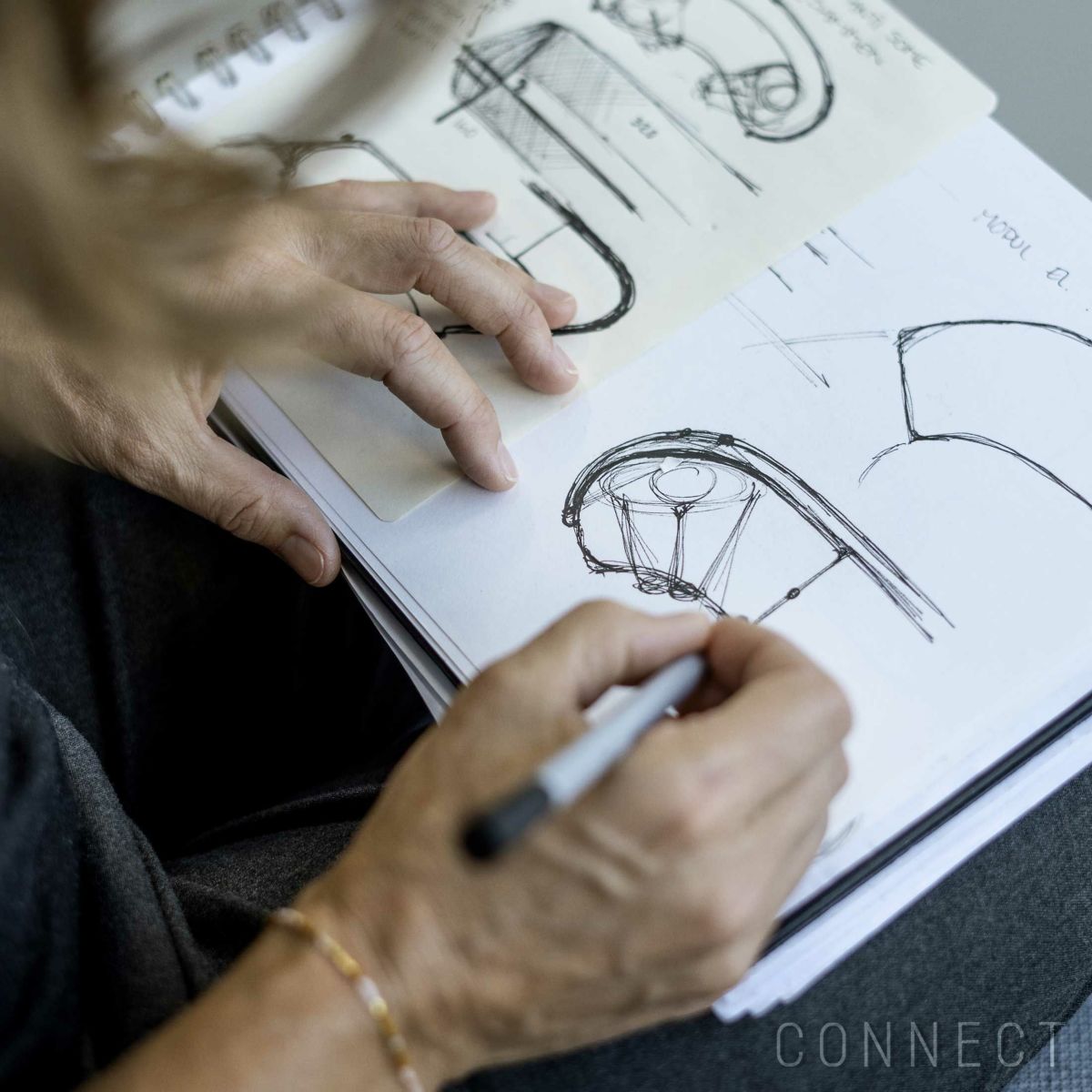 CARL HANSEN & SON （カール・ハンセン＆サン） / RF1903 SIDEWAYS SOFA（サイドウェイ・ソファ） / ウォルナット材・オイル仕上げ / Baru 0780 / 2人掛け