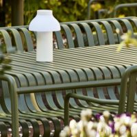 HAY（ヘイ） / PC PORTABLE（PCポータブル） / リサイクル仕様 / クリームホワイト / テーブルランプ