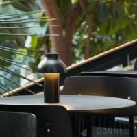 HAY（ヘイ） / PC PORTABLE（PCポータブル） / リサイクル仕様 / ソフトブラック / テーブルランプ