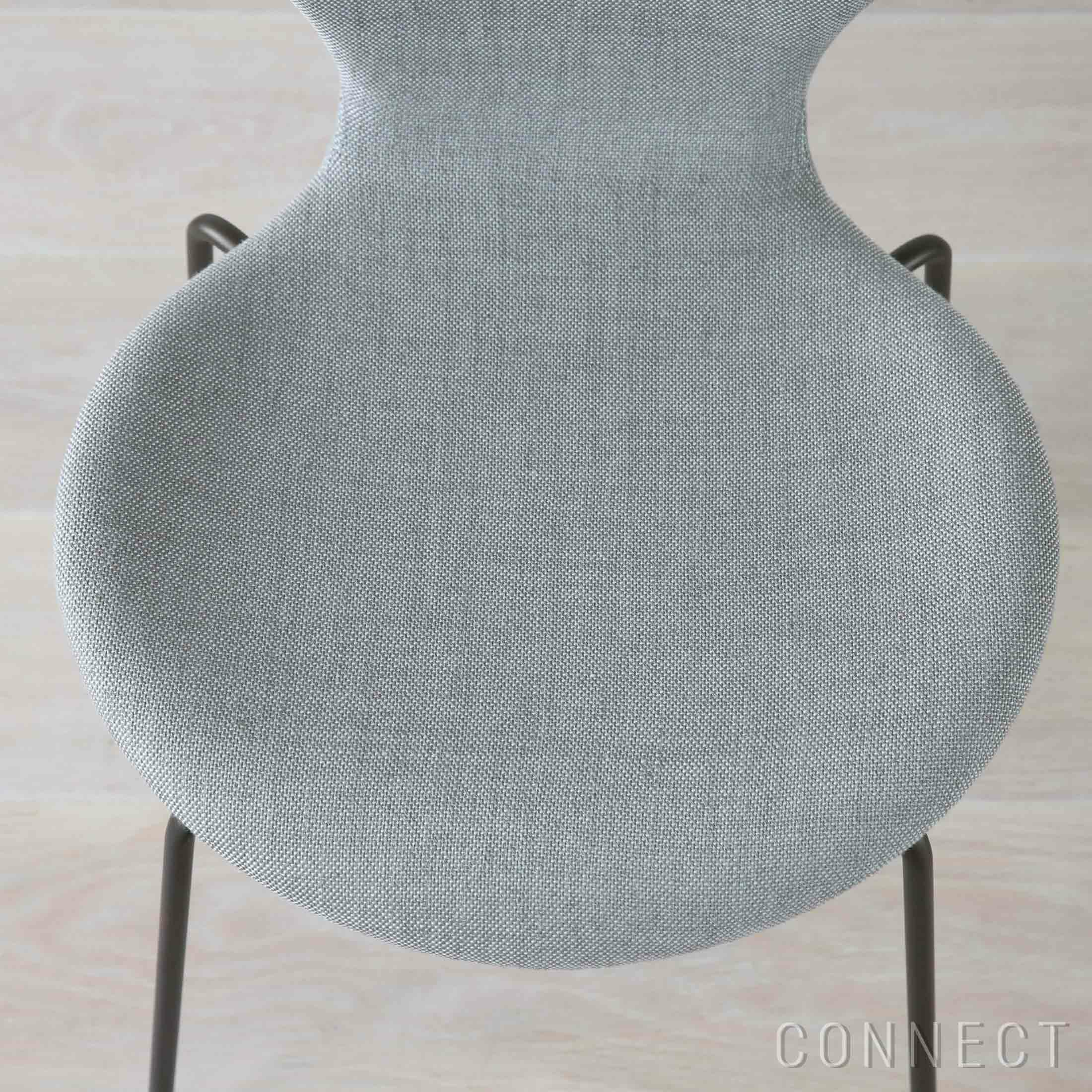 FRITZ HANSEN（フリッツ・ハンセン） / SERIES 7（セブンチェア） / Sunniva 153（スニバ）サンド・ライトグレー / フルパディング