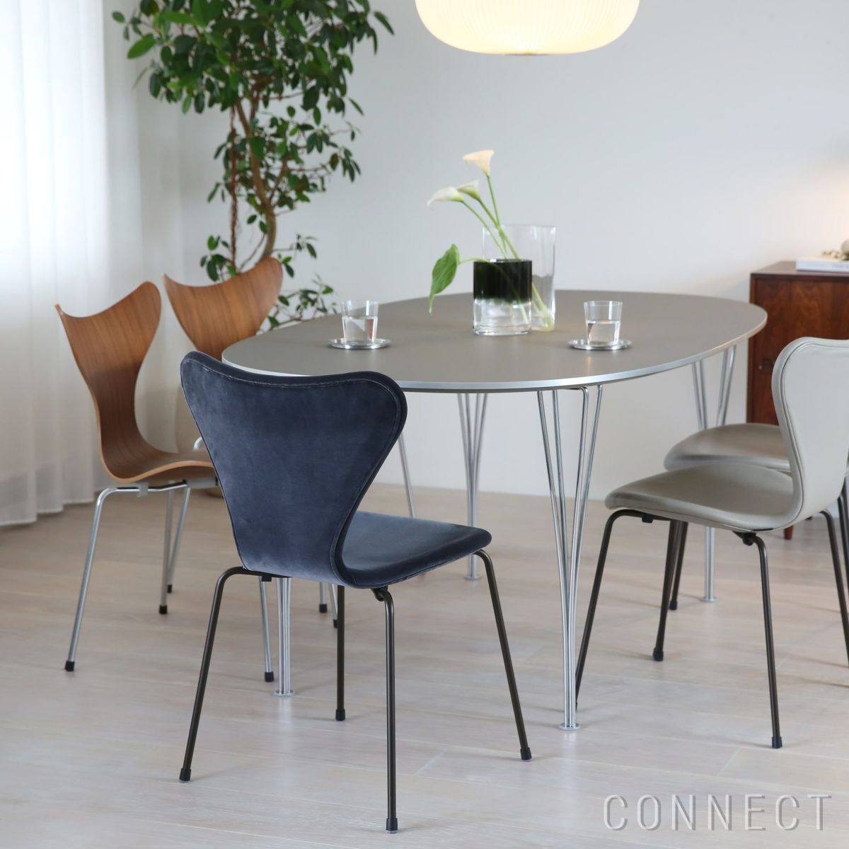 FRITZ HANSEN（フリッツ・ハンセン） / SERIES 7（セブンチェア） / BELFAST（ベルファスト）/ VELVET（ベルベット） / フルパディング / ブラウンブロンズ脚