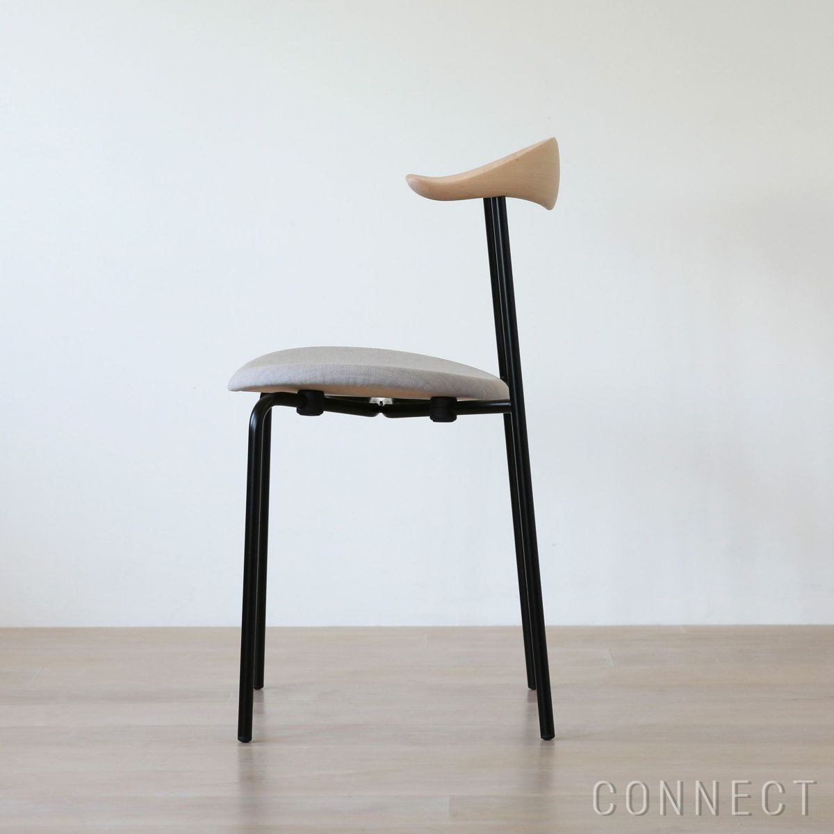 CARL HANSEN & SON（カール・ハンセン＆サン） / CH88P / ビーチ材・ソープ仕上げ・ブラック脚 / Canvas 0716 / ダイニングチェア