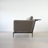 【アウトレット】Vitra（ヴィトラ） / Suita Sofa 2-Seater（スイタソファ 2シーター）バッククッション クラシック トレー付き / Dumet 17 sand melange / ベーシックダーク脚・パウダーコート仕上げ