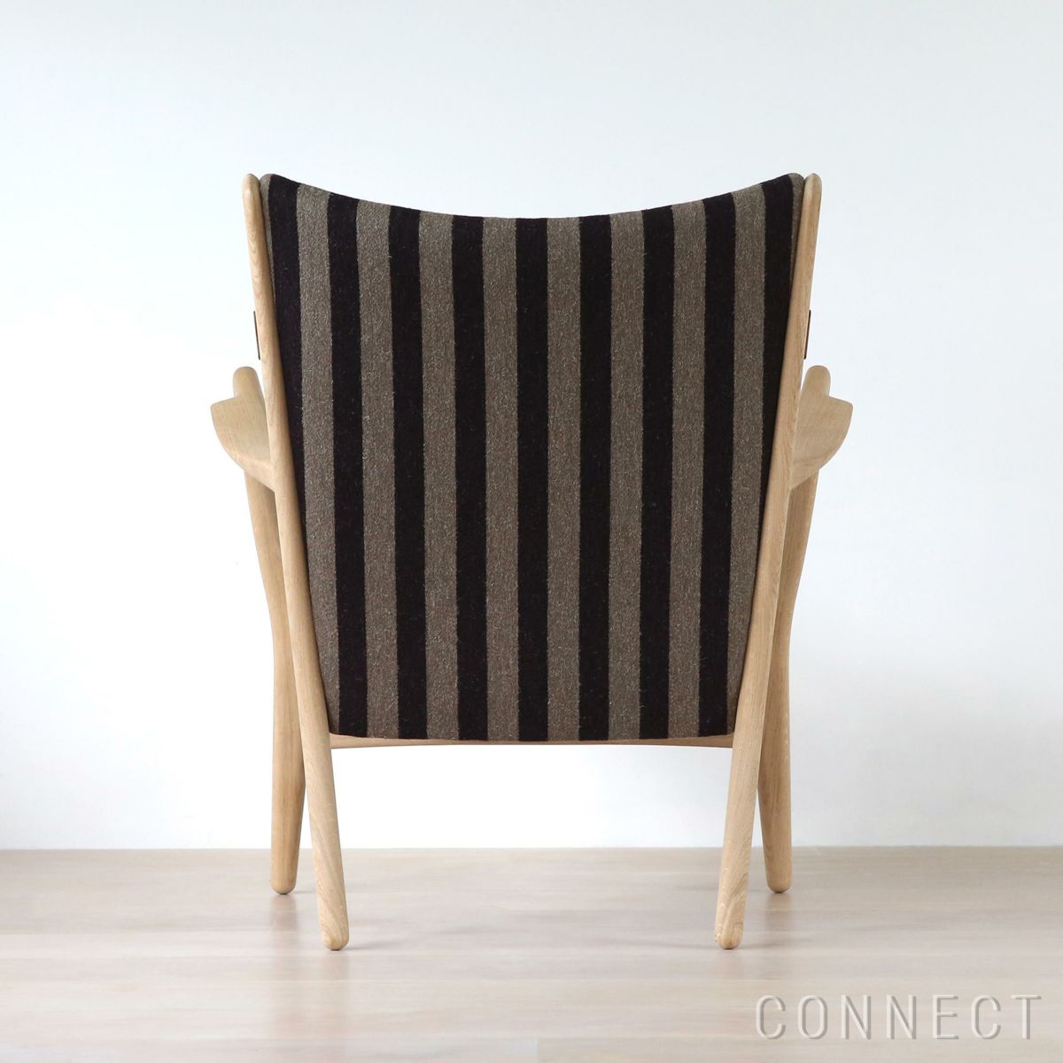 PP Mobler（PPモブラー） / PP16 / オーク材・ソープ仕上げ / Blans Strib（ブランズストライプ） / ラウンジチェア