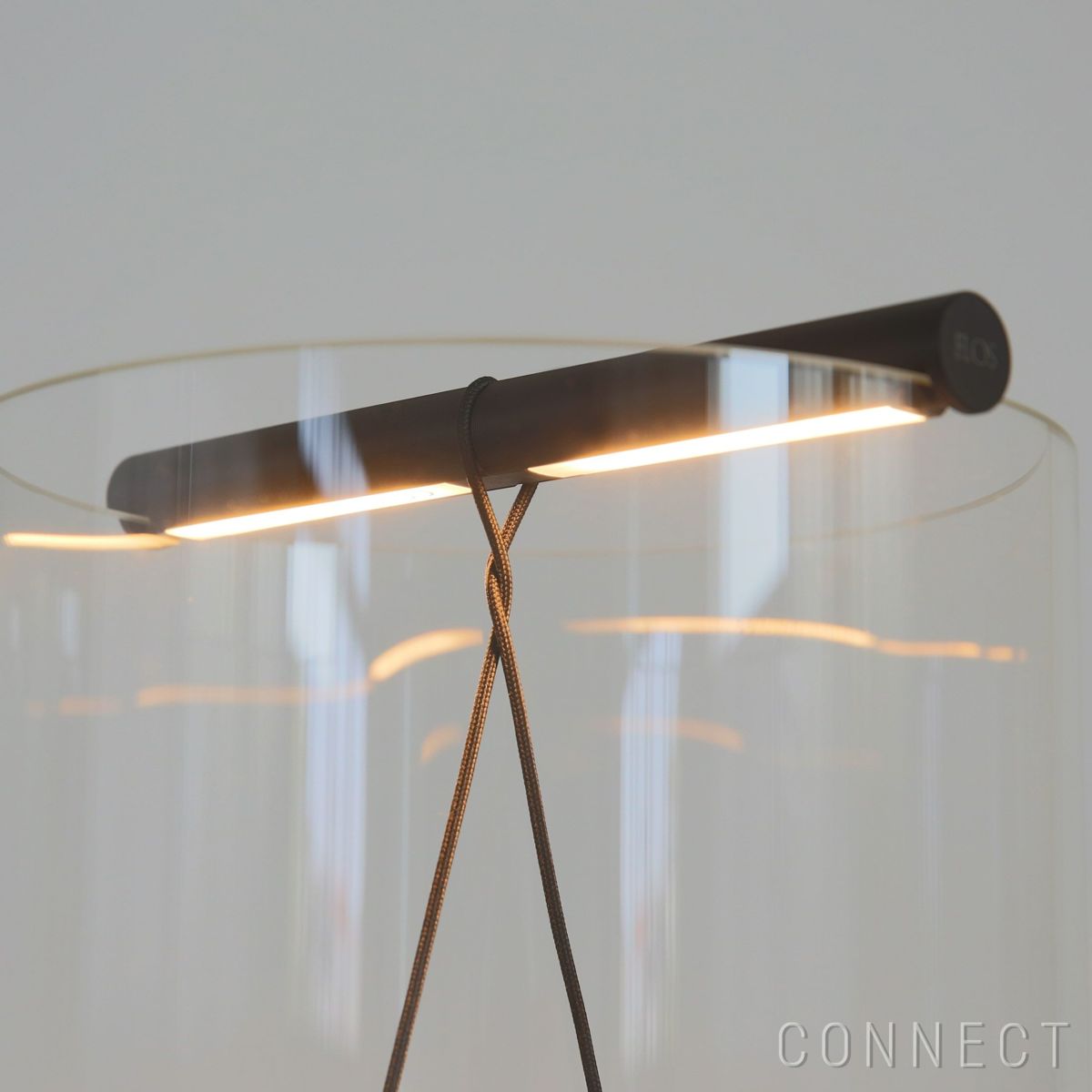 FLOS（フロス） / TO TIE T1（トゥータイT2） / テーブルランプ