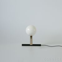 Artemide（アルテミデ） / Yanzi T（ヤンツィ T） / テーブルランプ