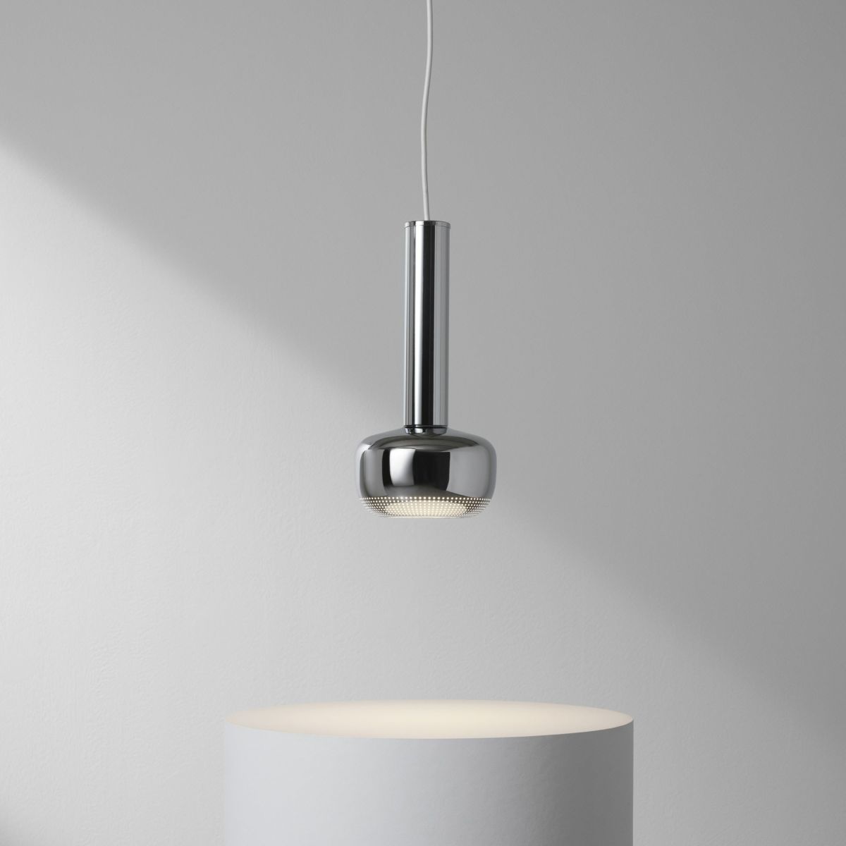 Louis Poulsen（ルイスポールセン） / VL 56 Pendant（VL56 ペンダント） / シルヴァー・クローム / ペンダントライト