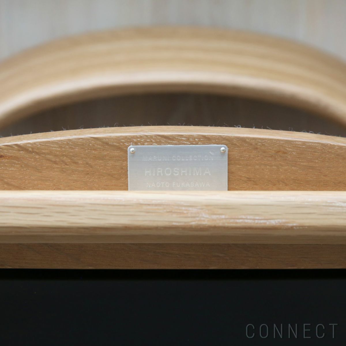 MARUNI COLLECTION（マルニコレクション） / HIROSHIMA（ヒロシマ） / アームチェア（張座）/ オーク材 / ウレタン樹脂塗装（ナチュラルクリア） / M-02 Remix#3E02 ウォームグレー136