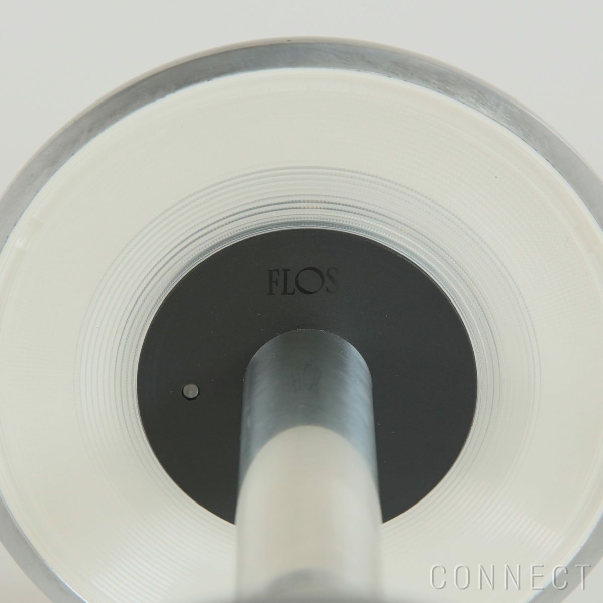 FLOS（フロス） / GUSTAVE（グスタヴ） / 全4色 / テーブルランプ