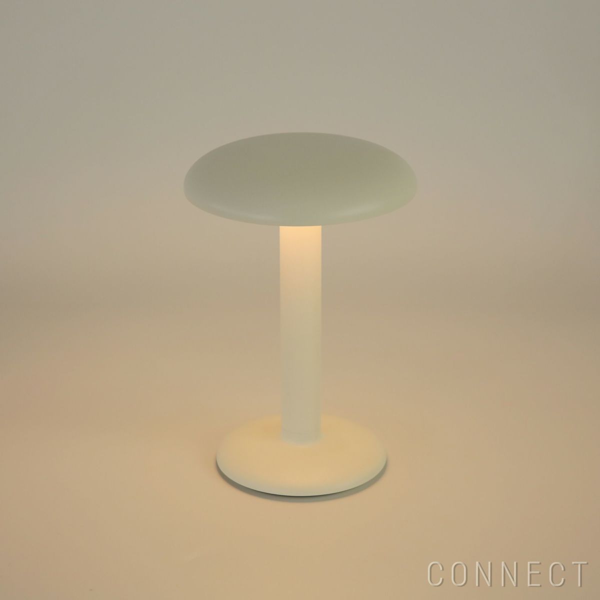 FLOS（フロス） / GUSTAVE（グスタヴ） / マットカラー / 全2色 / テーブルランプ