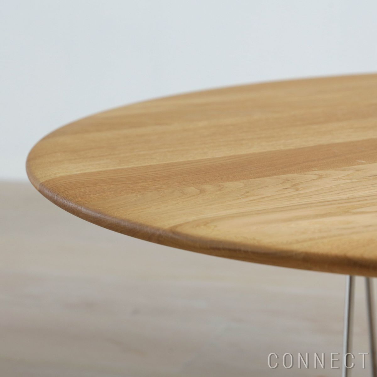 CARL HANSEN & SON （カール・ハンセン＆サン） E021 / EMBRACE LOUNGE TABLE / オーク材・オイル仕上げ・ブラック脚 / φ80cm / コーヒーテーブル