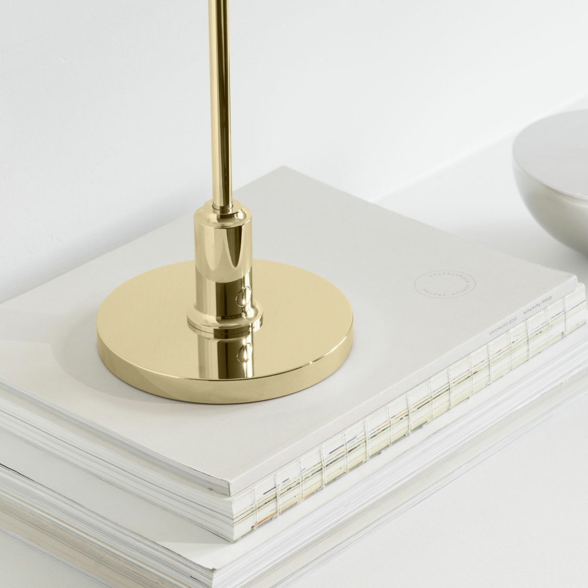 Louis Poulsen（ルイスポールセン） / PH 2/1 Portable（ポータブル） / 真鍮メタライズド / テーブルランプ