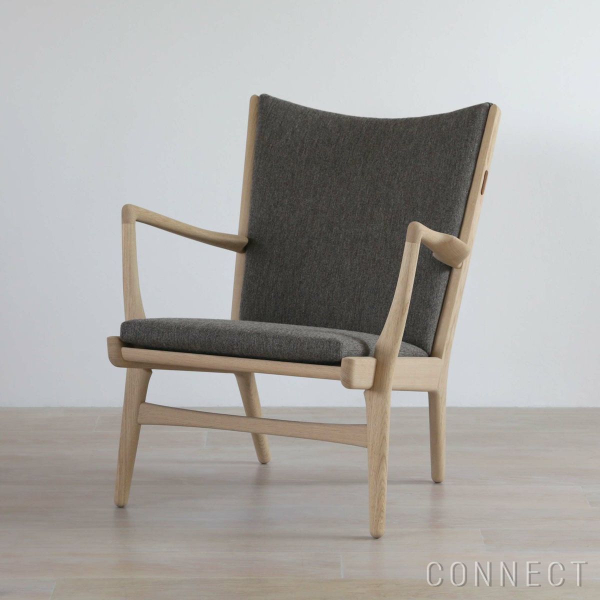 PP Mobler（PPモブラー） / PP16 / オーク材・ソープ仕上げ・ラス（M1-552） / ラウンジチェア