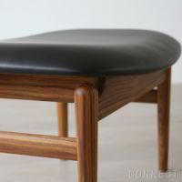 HOUSE OF FINN JUHL（ハウス・オブ・フィンユール） / CHIEFTAIN FOOTSTOOL（チーフテンフットスツール） / チーク材・オイル仕上げ・エレガンスレザー（mocca）