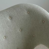 HOUSE OF FINN JUHL（ハウス・オブ・フィンユール） / PELICAN CHAIR W/ BUTTONS（ペリカンチェア） / ウォルナット材・オイル仕上げ / MOSS（モス）0018 / ボタン：VEGETAL