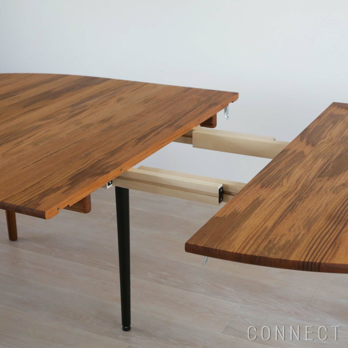 【特別仕様】CARL HANSEN & SON （カール・ハンセン＆サン） / CH337 ダイニングテーブル / チーク材・オイル仕上げ / W140cm