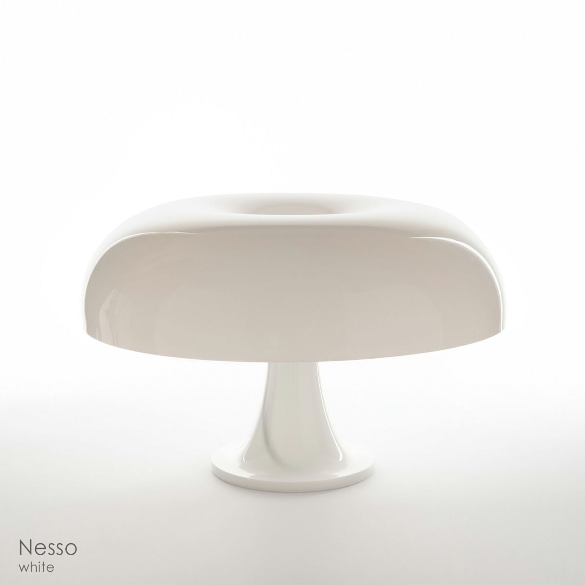 Artemide（アルテミデ） / Nesso（ネッソ） / 全2色 / テーブルランプ