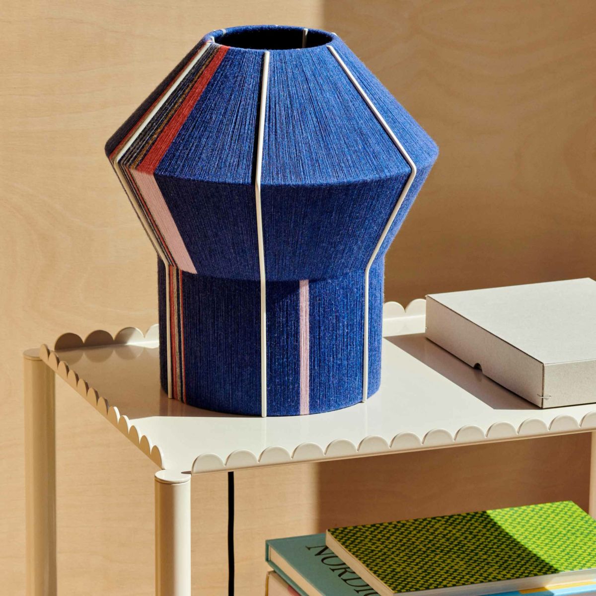 HAY（ヘイ） / ARCS TROLLEY（アークス トロリー）LOW / エッグシェル / ワゴン