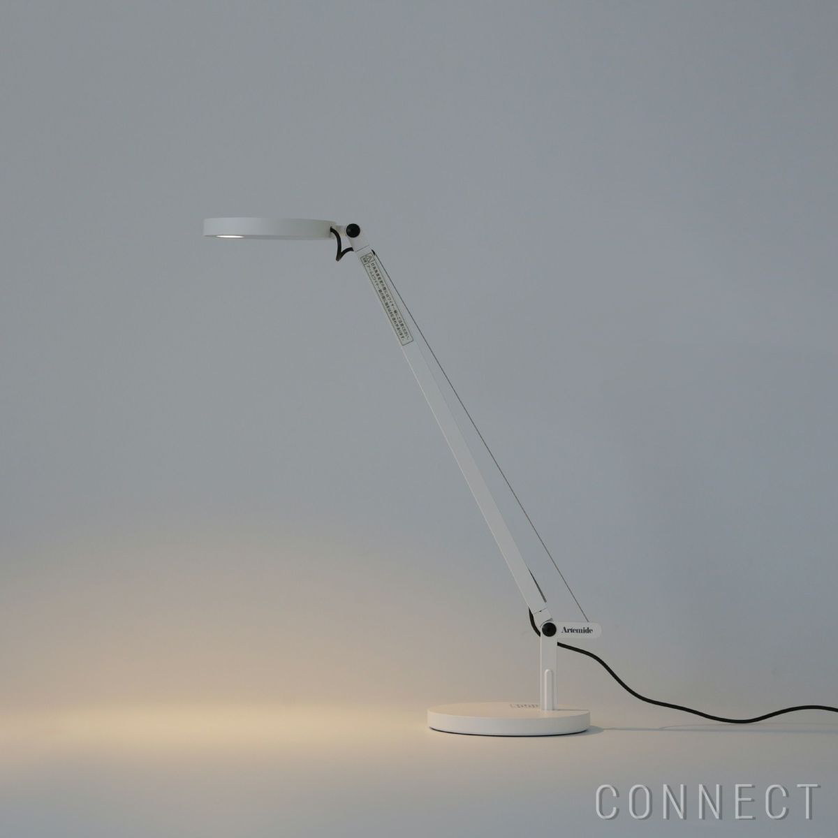 Artemide（アルテミデ） / Demetra Micro Table（デメトラ マイクロ テーブル） / 全3色 / テーブルランプ