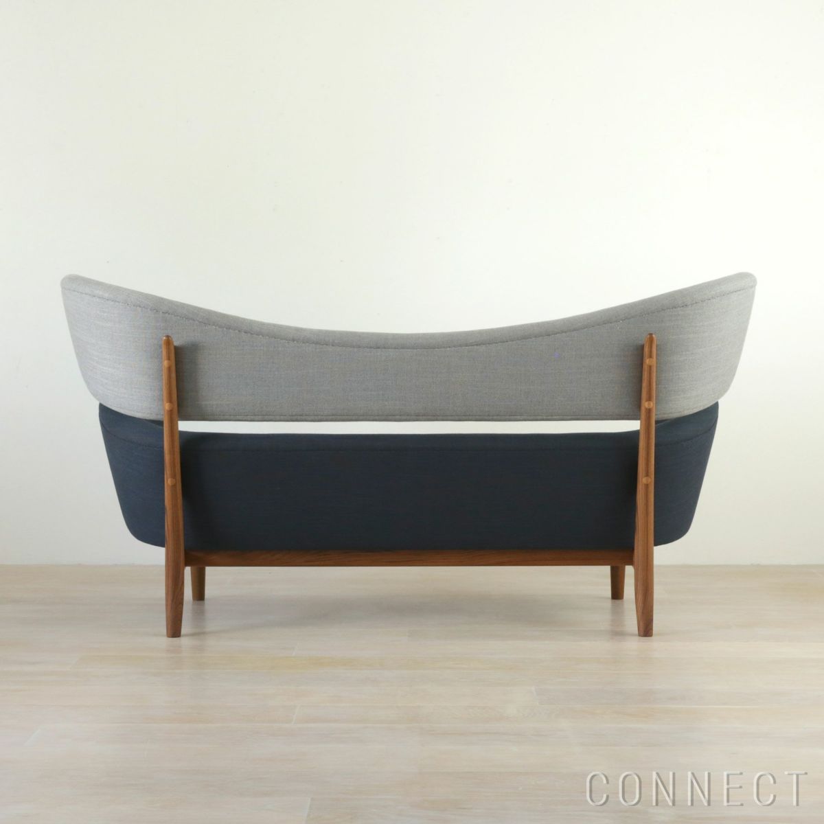 HOUSE OF FINN JUHL（ハウス・オブ・フィンユール） / BAKER SOFA（ベイカーソファ） / チーク材・オイル仕上げ / Sunniva 738・242（スニバ） / ソファ