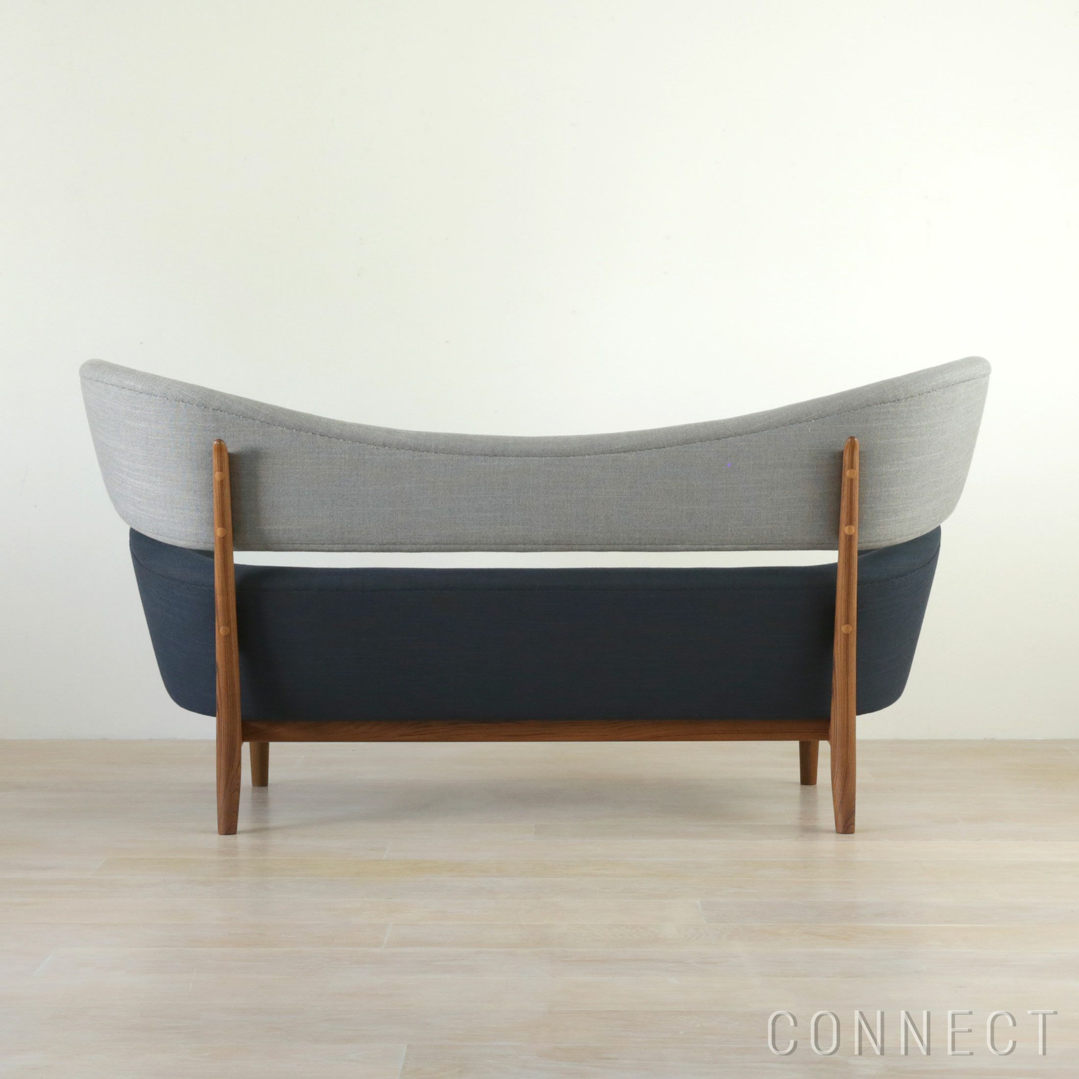 HOUSE OF FINN JUHL（ハウス・オブ・フィンユール） / BAKER SOFA（ベイカーソファ） / チーク材・オイル仕上げ / Sunniva 738・242（スニバ） / ソファ