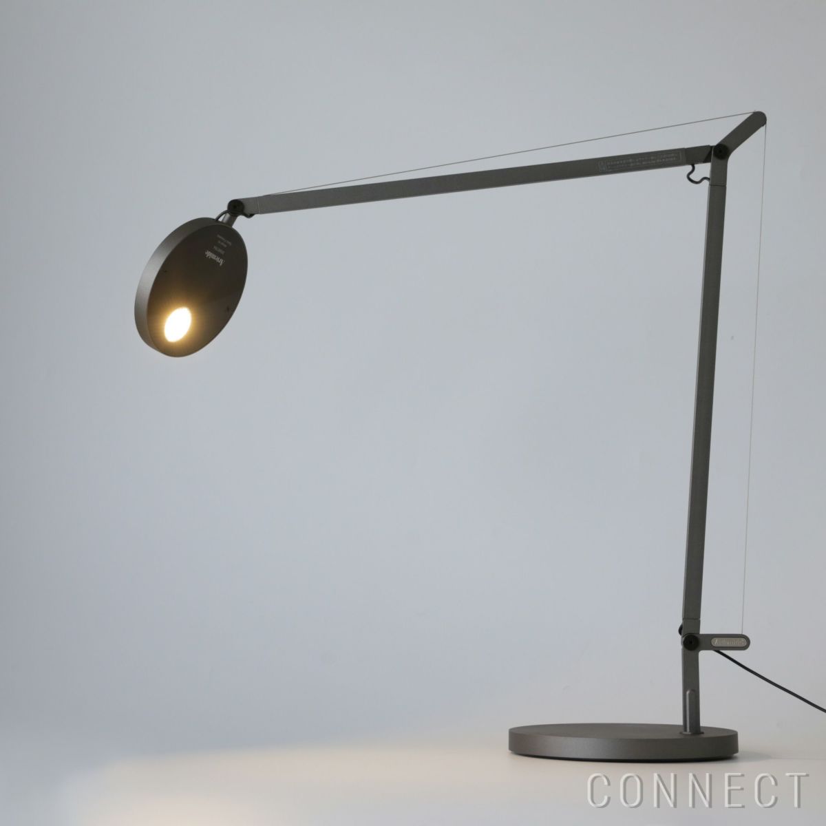 Artemide（アルテミデ） / Demetra Table（デメトラ テーブル） / 全3色 / テーブルランプ