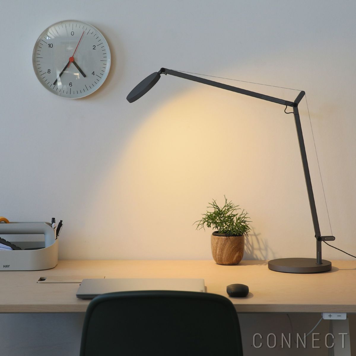 Artemide（アルテミデ） / Demetra Table（デメトラ テーブル） / 全3色 / テーブルランプ