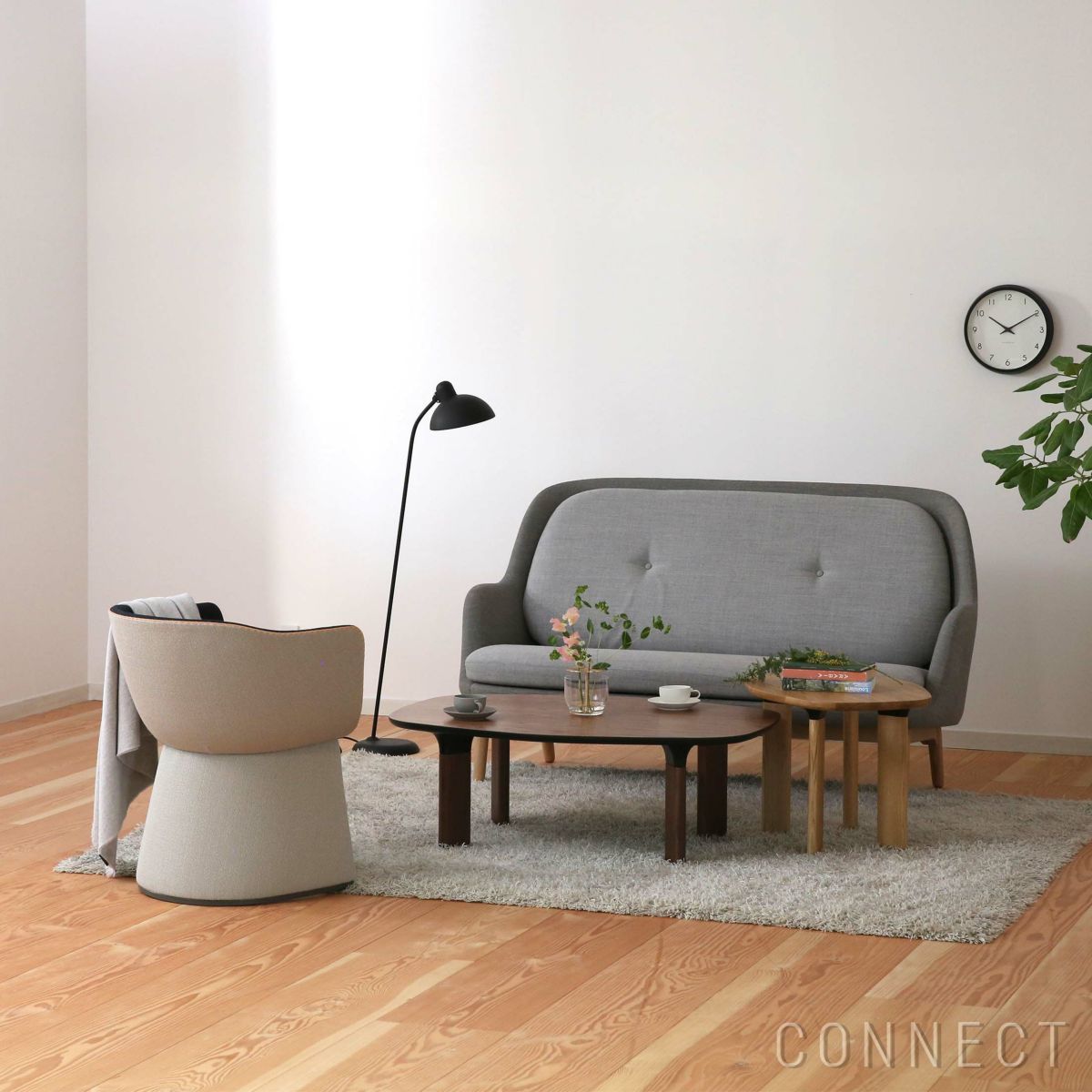 FRITZ HANSEN（フリッツ・ハンセン） / MONOLIT（モノリット） / CM231 / Vidar（ヴィダー）0182 アンスラサイト×0222 ベージュ / レザーパイピングありモデル / ラウンジチェア