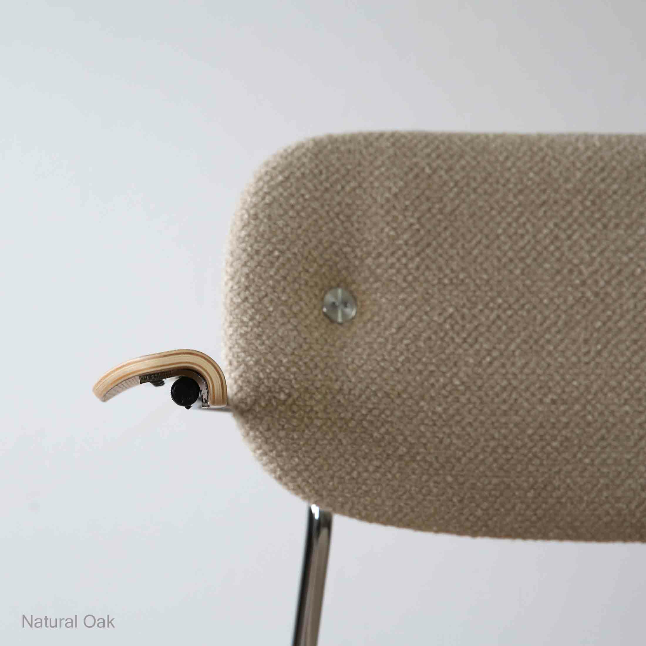 Audo Copenhagen（オドー・コペンハーゲン） / CO DINING CHAIR（コ ダイニング チェア）/ アームチェア / Natural Oak / Audo Bouclé（オドー ブークレ）02 / クロームベース