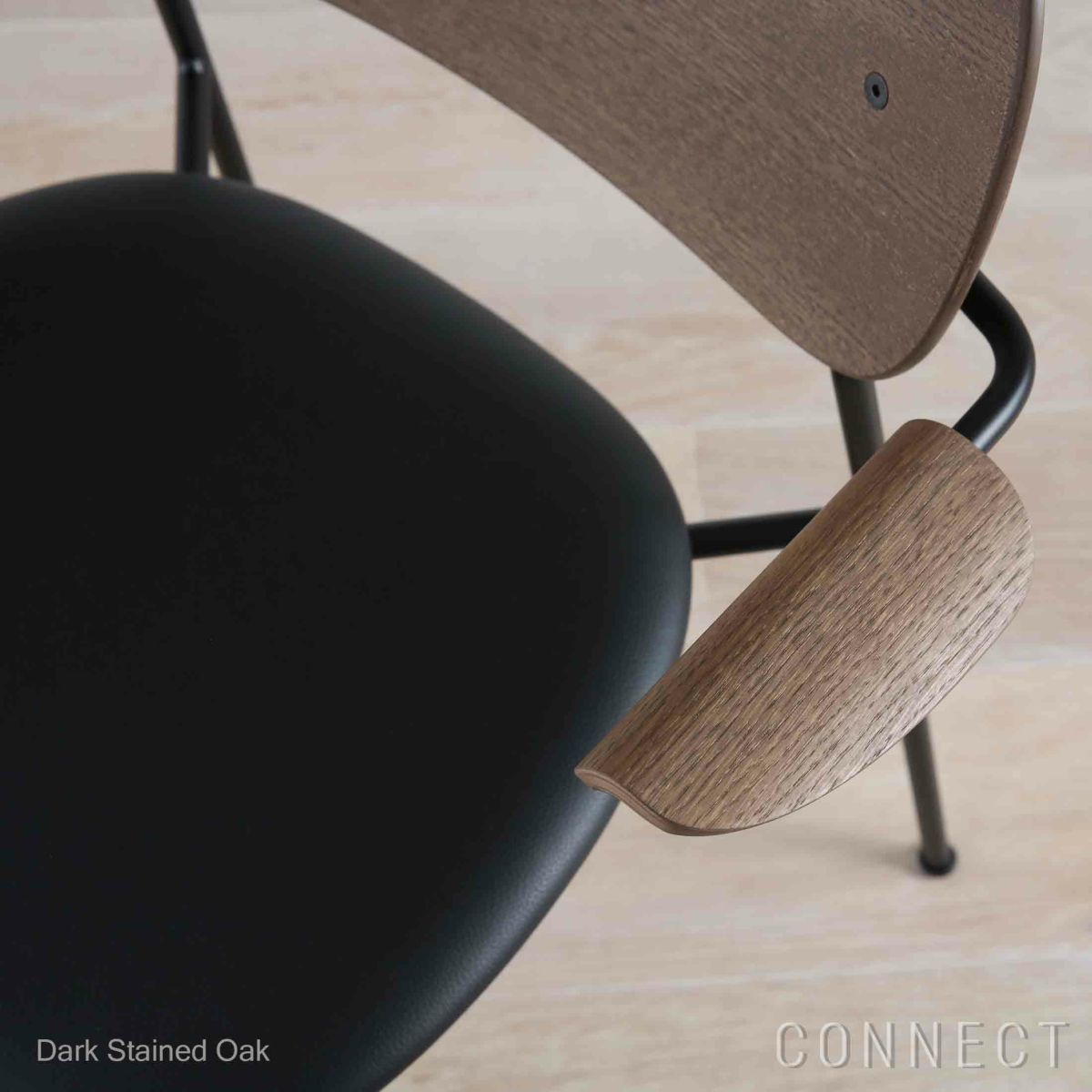Audo Copenhagen（オドー・コペンハーゲン） / CO DINING CHAIR（コ ダイニング チェア）/ アームチェア / Dark Stained Oak / Sierra（シエラ）1001 / ブラックベース