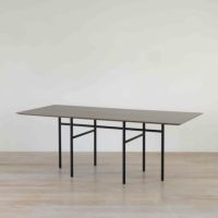 Audo Copenhagen（オドー・コペンハーゲン） / SNAREGADE DINING TABLE（スネアゲート ダイニングテーブル） / 長方形 / L200 / Dark Stained Oak