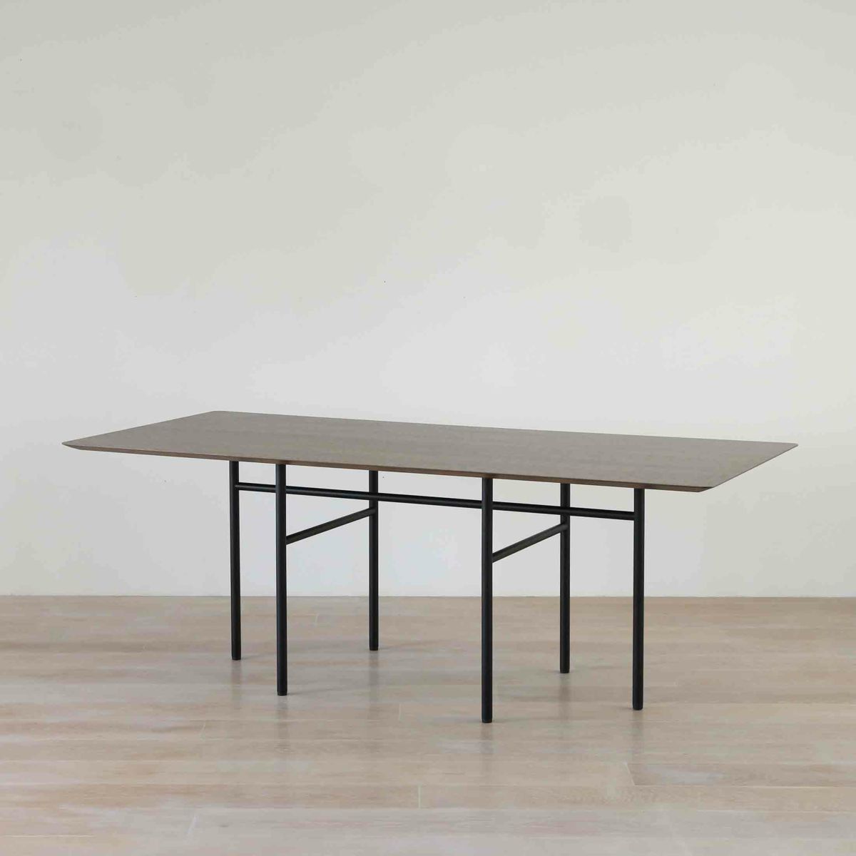 Audo Copenhagen（オドー・コペンハーゲン） / SNAREGADE DINING TABLE（スネアゲート ダイニングテーブル） / 長方形 / L200 / Dark Stained Oak