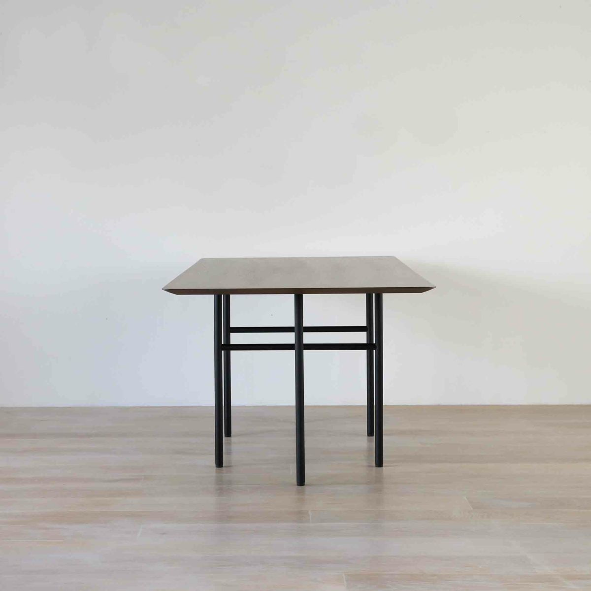 Audo Copenhagen（オドー・コペンハーゲン） / SNAREGADE DINING TABLE（スネアゲート ダイニングテーブル） / 長方形 / L200 / Dark Stained Oak