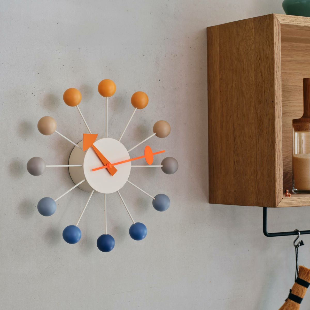 【限定モデル】Vitra（ヴィトラ） / Wall Clocks（ウォールクロック） / Ball Clock（ボール クロック）Limited Edition / Sunrise（サンライズ） / 掛け時計