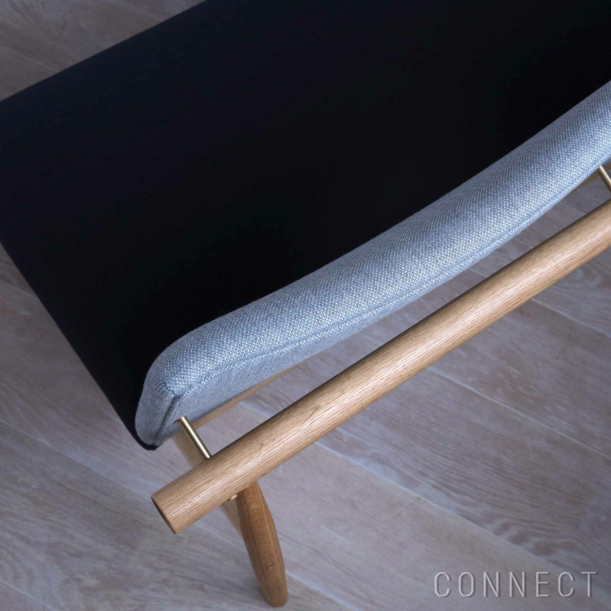 HOUSE OF FINN JUHL（ハウス・オブ・フィンユール） / JAPAN SOFA 2 SEATER（ジャパンソファ ２シーター） / オーク材・オイル仕上げ / Fiord 2（フィヨルド）151・782