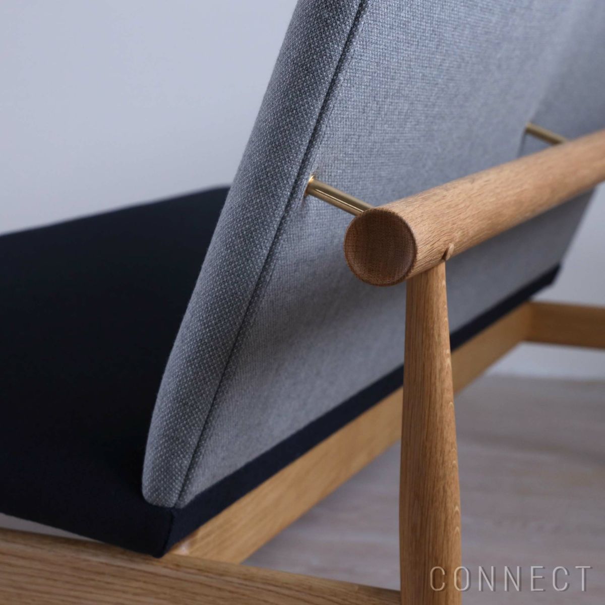 HOUSE OF FINN JUHL（ハウス・オブ・フィンユール） / JAPAN SOFA 2 SEATER（ジャパンソファ ２シーター） / オーク材・オイル仕上げ / Fiord 2（フィヨルド）151・782