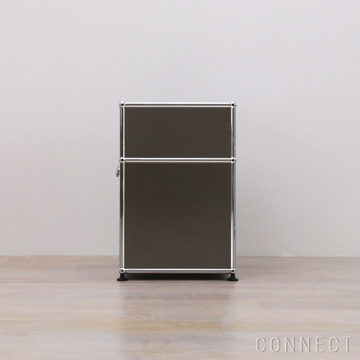 USM（ユーエスエム） / USM Haller Low Board（USMハラー ローボード） / W523×D373×H565mm / ドロップダウンドア×1 / USMブラウン