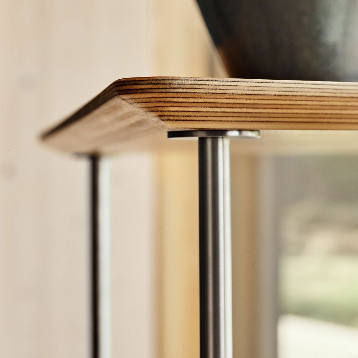 FRITZ HANSEN（フリッツ・ハンセン） / AJトロリー / Arne Jacobsen アルネ・ヤコブセン / ウォルナット