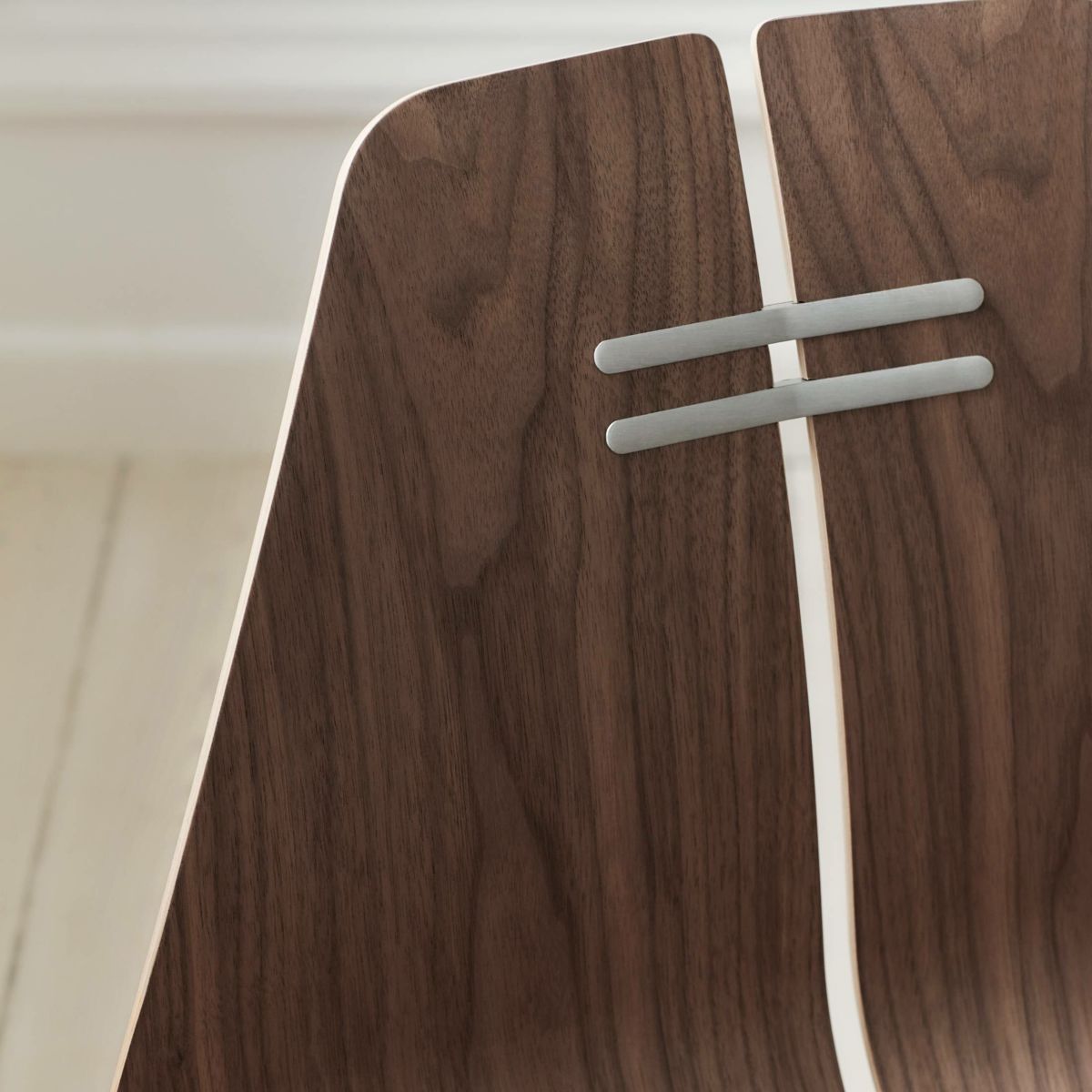 FRITZ HANSEN（フリッツ・ハンセン） / PK23（ピーケー23） / ウォルナット / ステンレススチール脚