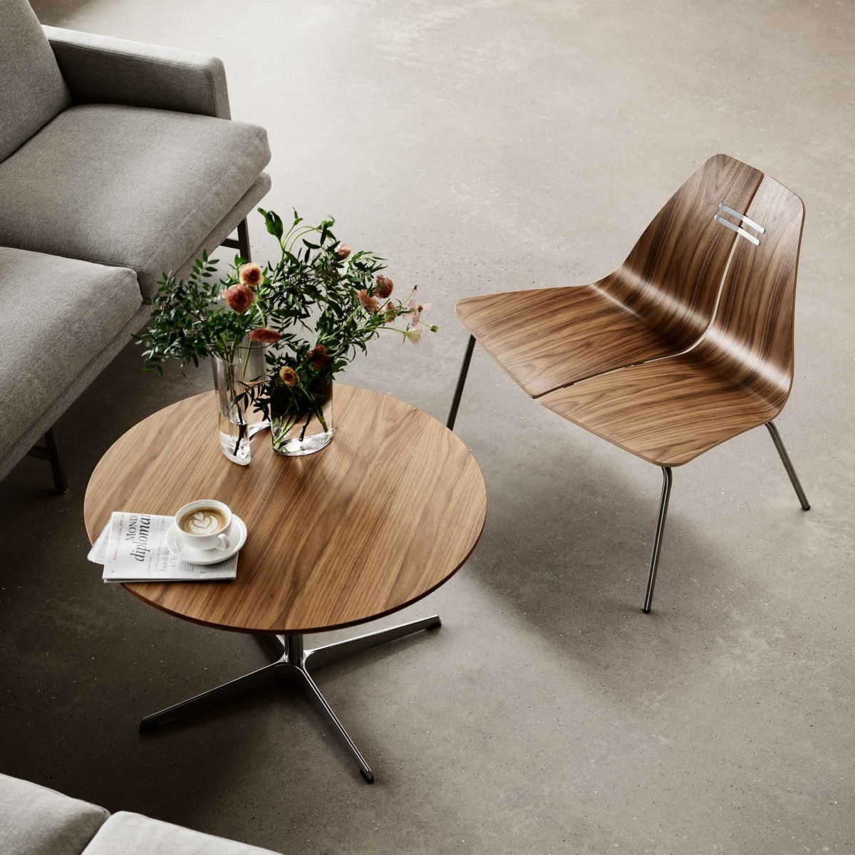 FRITZ HANSEN（フリッツ・ハンセン） / PK23（ピーケー23） / ウォルナット / ステンレススチール脚 / ラウンジチェア